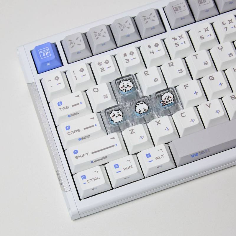 Gaming Keyboard Backlit - Chiikawa 4 Buah Keycap Transparan Buatan